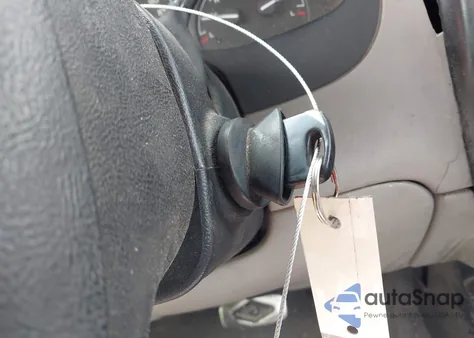 2000 Ford Ranger Xl/Xlt from USA, damaged, VIN 1FTYR14V7YPA44455